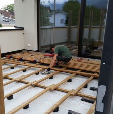 Bauen einer Lärchen Terrasse mit Raumteiler
